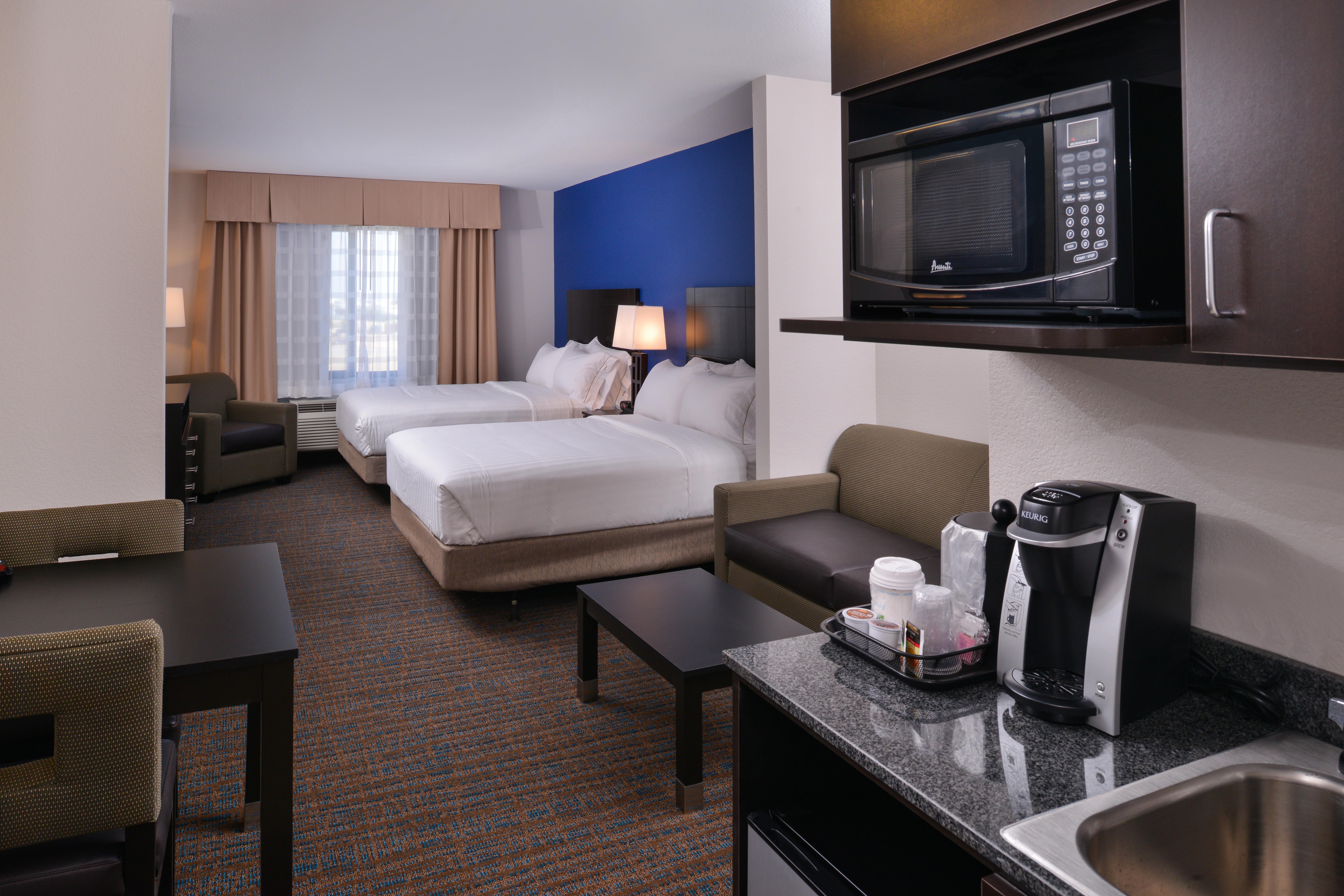 Holiday Inn Express & Suites Bakersfield Airport By Ihg Екстер'єр фото
