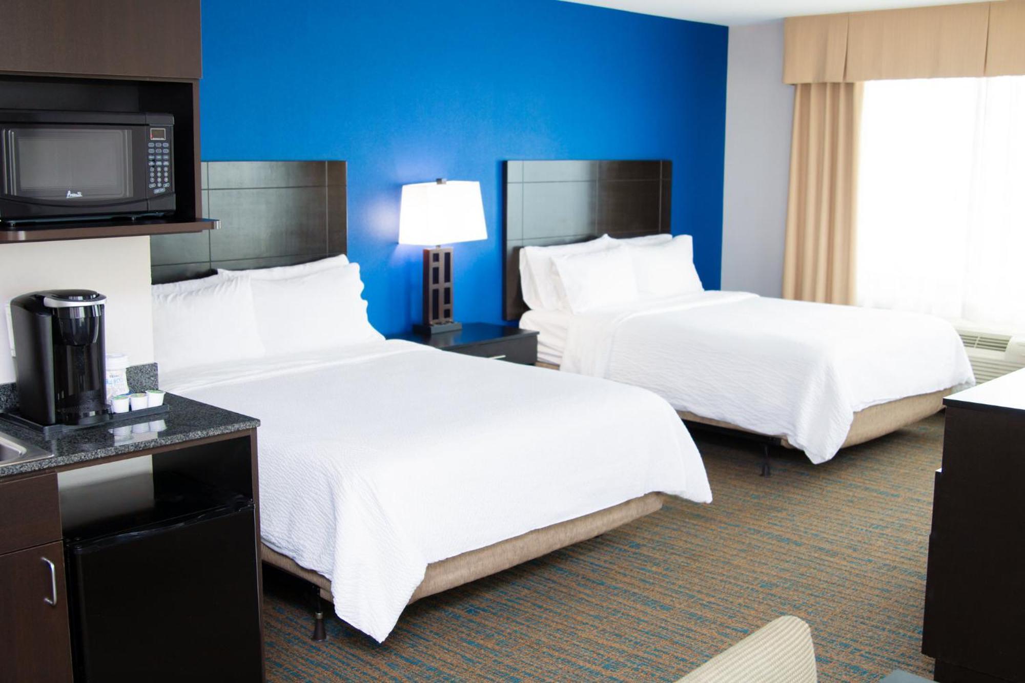 Holiday Inn Express & Suites Bakersfield Airport By Ihg Екстер'єр фото