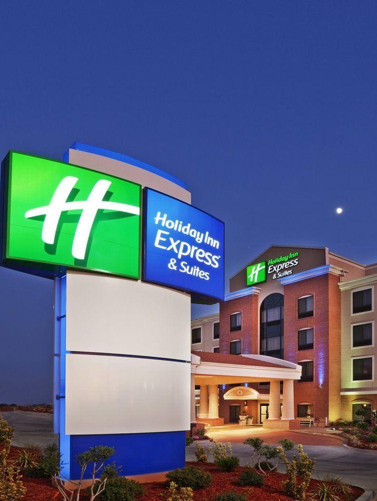 Holiday Inn Express & Suites Bakersfield Airport By Ihg Екстер'єр фото